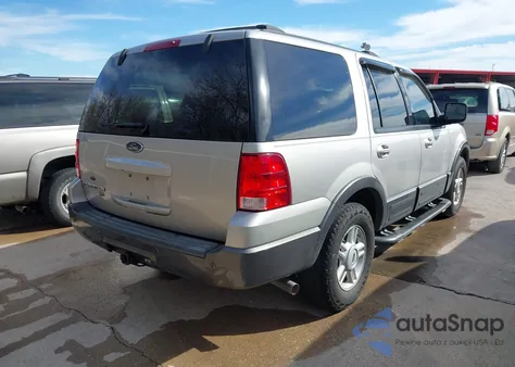 2004 Ford Expedition Xlt z USA, uszkodzony, nr VIN 1FMEU15W44LB04018